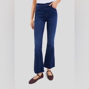 Mother Jeans. Weekender Frey. Color: Mint Condition